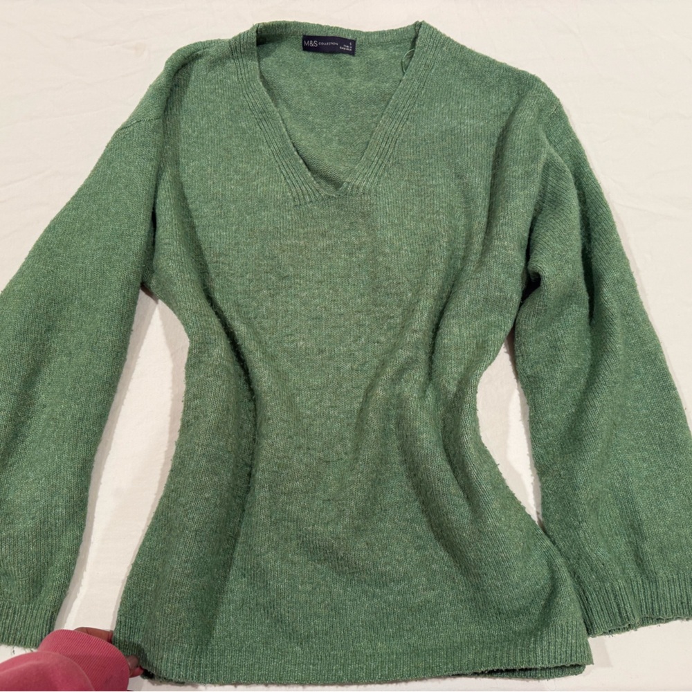 Marks & Spencer’s Women's Light Green V-Neck Sweater